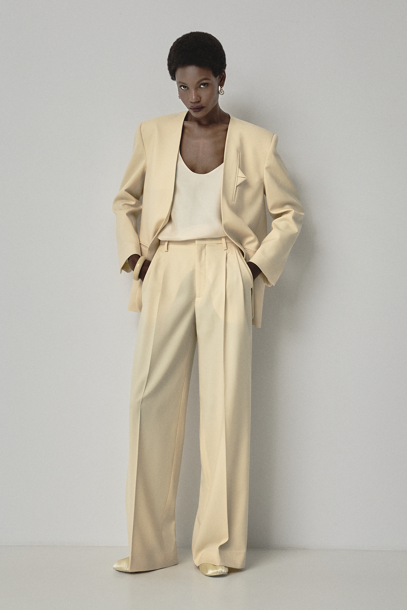 FLORENCIA SUIT318:748 319:751